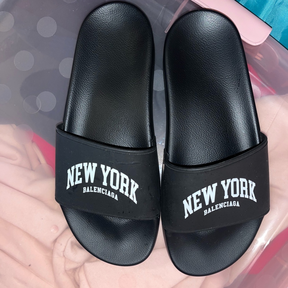 Balenciaga Black 'New York' Slide Sandals